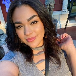 Meet your Posher, Kat